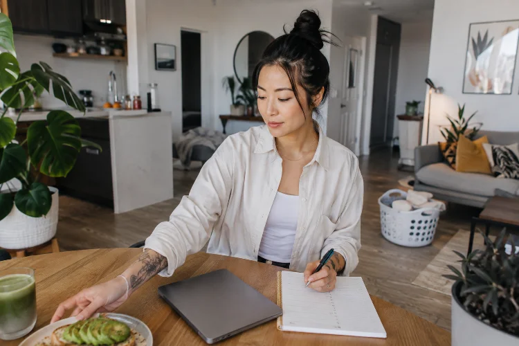 Living Solo Guide: Routines That Make Home Life Work Better